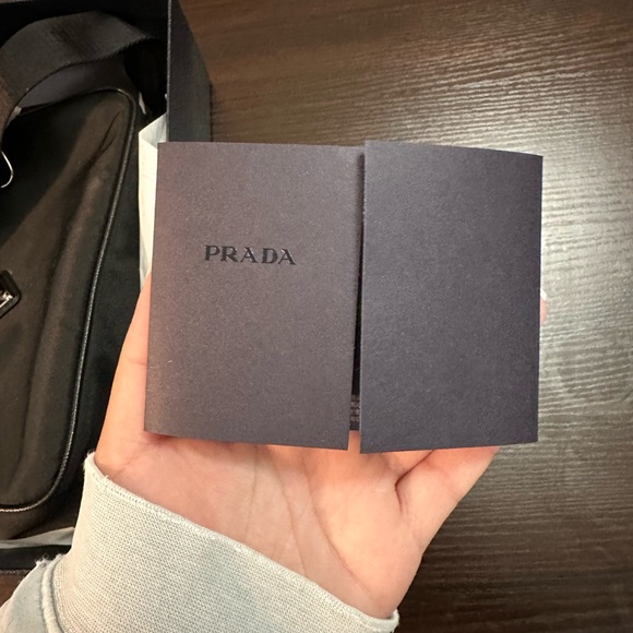 BARELY USED PRADA NYLON BAG - Picture 7 of 7